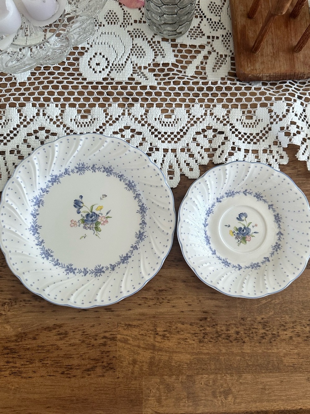 Vintage Nikko TablewareClassic Floral Blue and White Dinner Plate Set - 2 Pieces